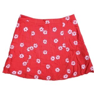 NWT Red Daisy Floral Print Mini Circle Skater Skirt Size Medium
